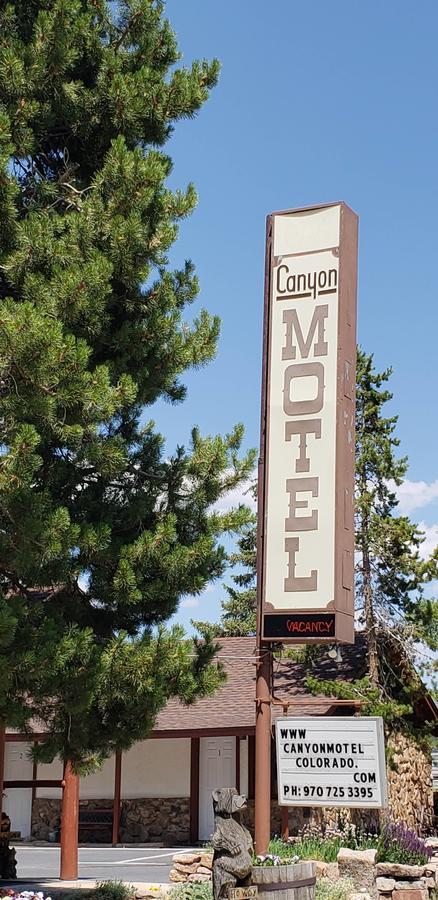 Canyon Motel Hot Sulphur Springs Exteriér fotografie